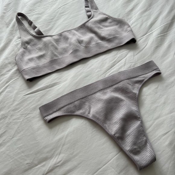 Weekday - Thong and Bra - Picture 2 of 5